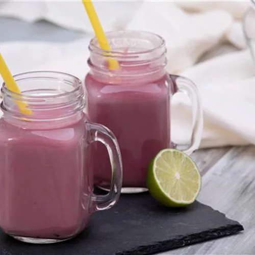 Rezept des Monats Mai 2026: Brombeer-Joghurt-Drink